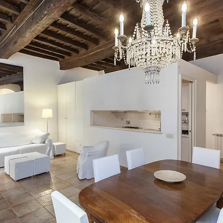 Apartmán Teatro Pace